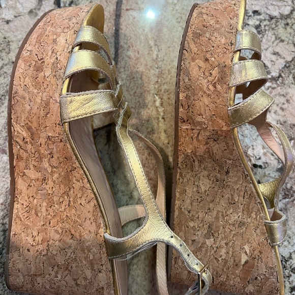 Kate Spade Golden Sandal 8M - Picture 2 of 7